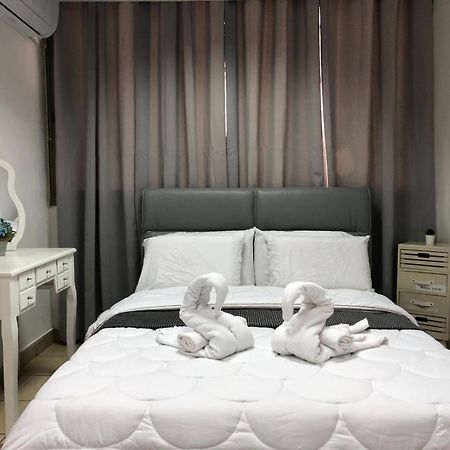 בת ים Sea Line Hotel From R&A Group מראה חיצוני תמונה