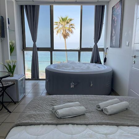 בת ים Sea Line Hotel From R&A Group מראה חיצוני תמונה