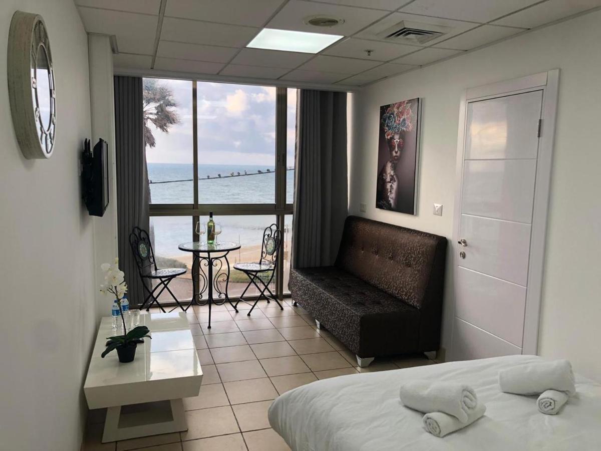 בת ים Sea Line Hotel From R&A Group מראה חיצוני תמונה