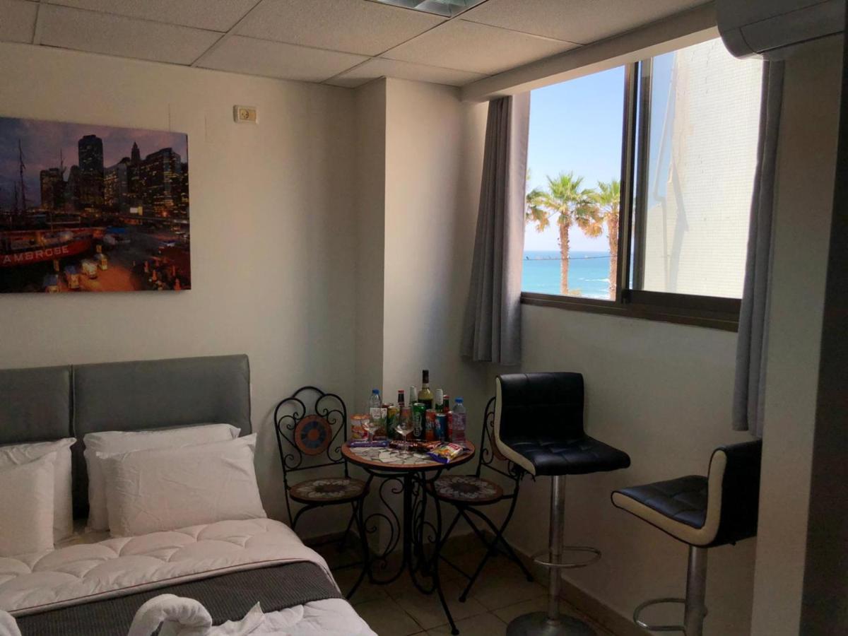 בת ים Sea Line Hotel From R&A Group מראה חיצוני תמונה