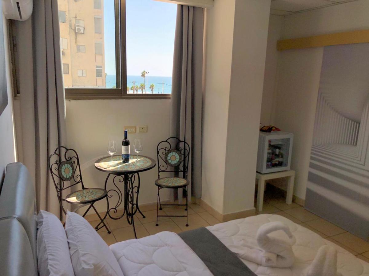 בת ים Sea Line Hotel From R&A Group מראה חיצוני תמונה